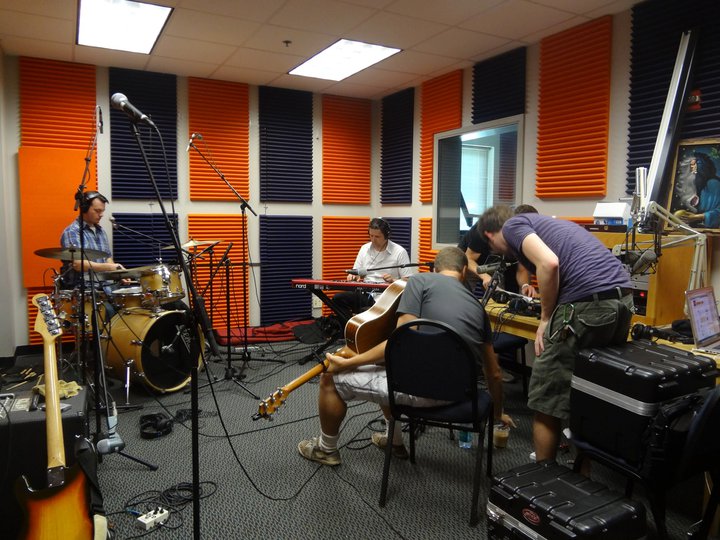 197658_10100933694919743_8109659_n